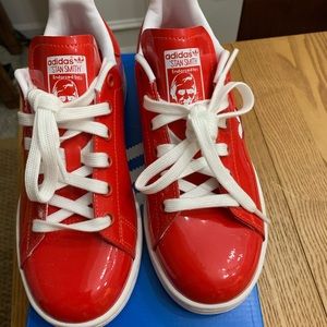 Women's US size 5 Adidas SS Valentines sneakers